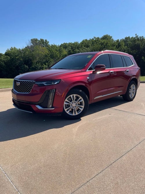 2025 Cadillac XT6 Luxury