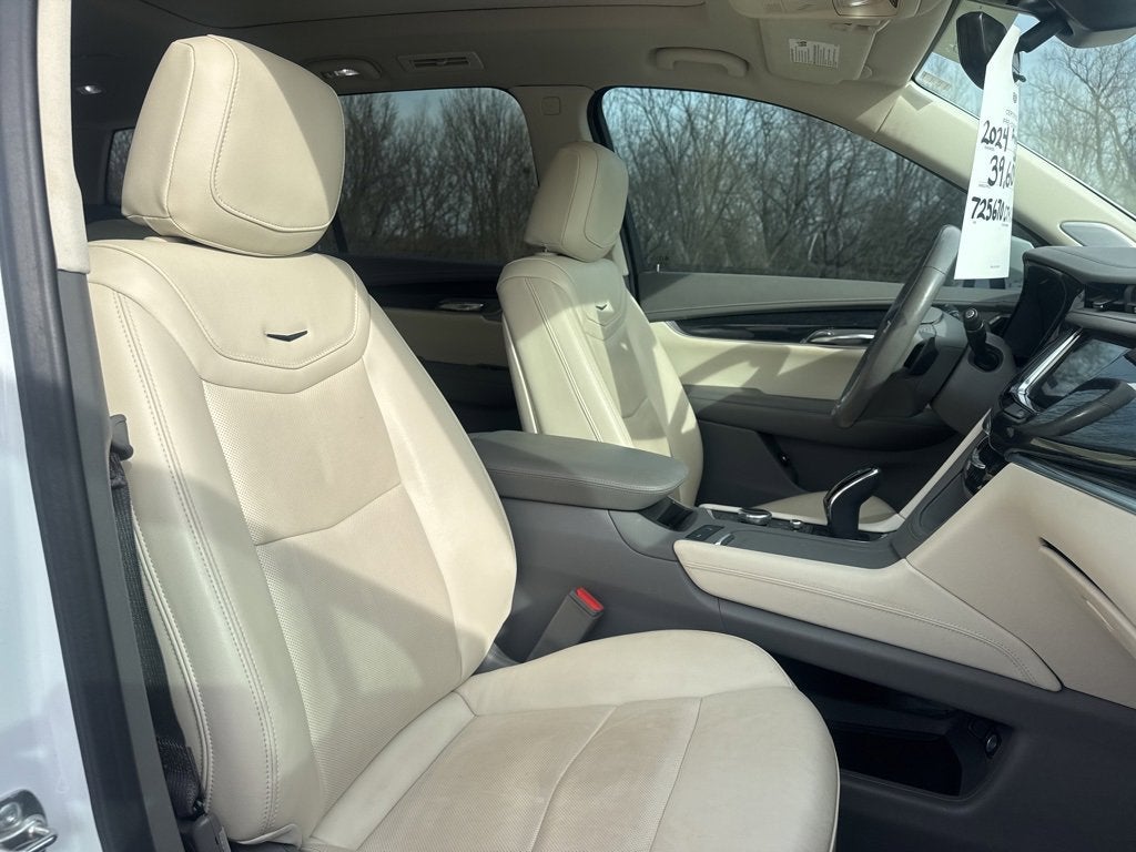 2024 Cadillac XT6 Premium Luxury