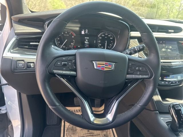 2024 Cadillac XT6 Premium Luxury