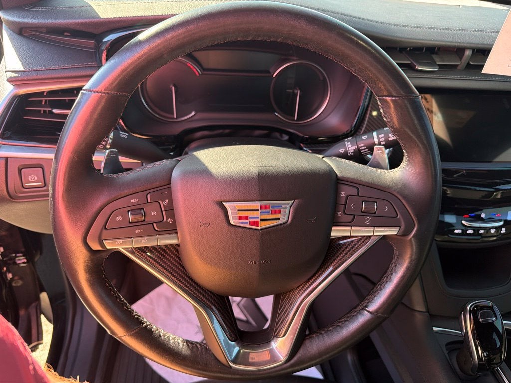 2025 Cadillac XT6 Sport
