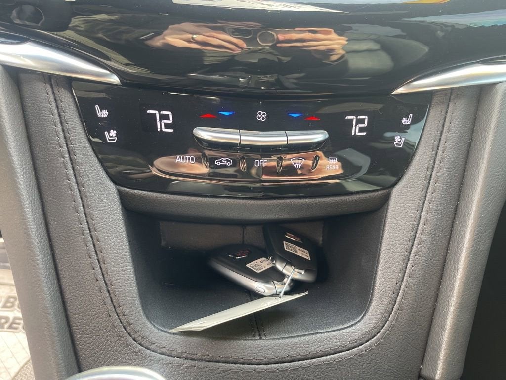 2024 Cadillac XT6 Sport