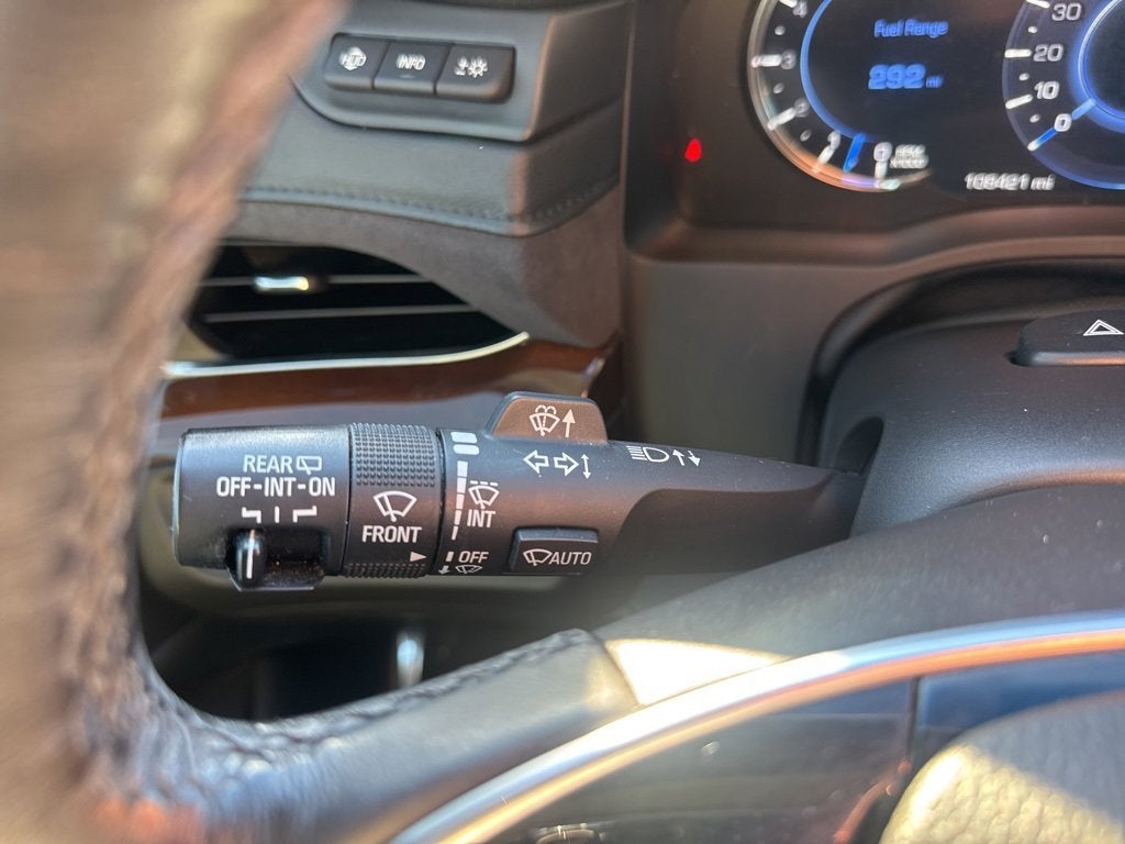 2018 Cadillac Escalade Luxury