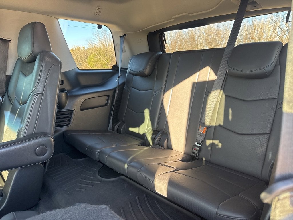 2018 Cadillac Escalade Luxury