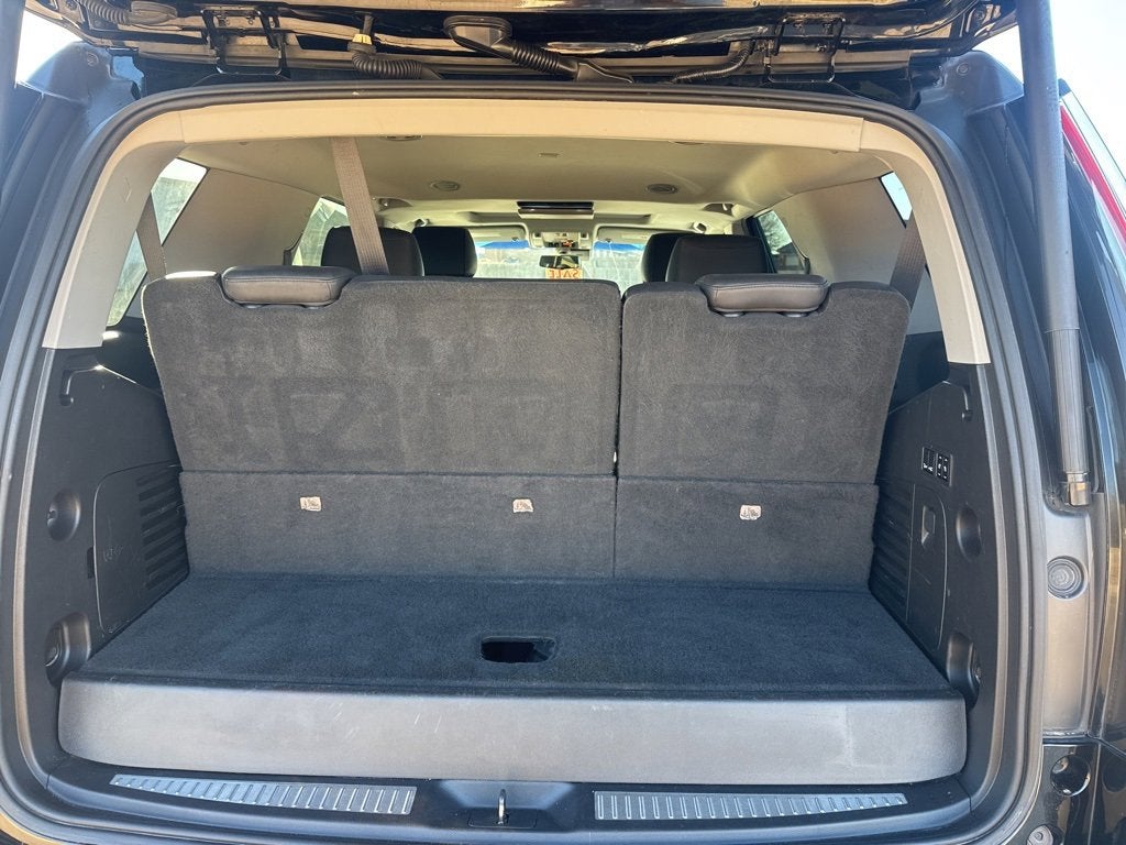 2018 Cadillac Escalade Luxury