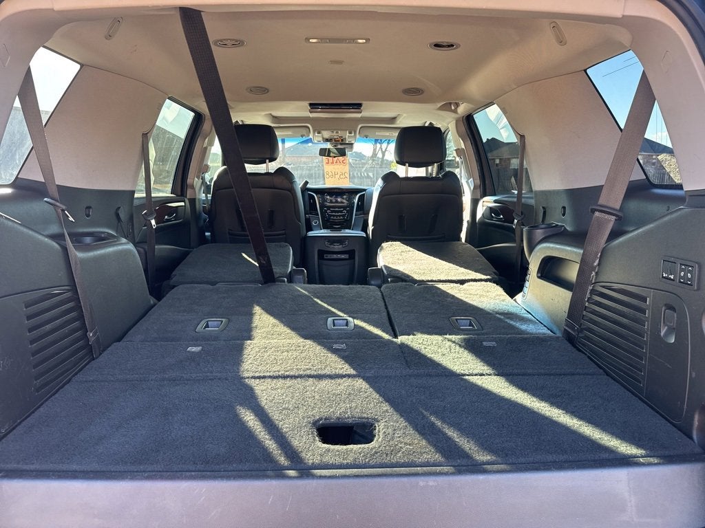 2018 Cadillac Escalade Luxury