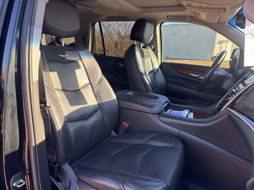 2018 Cadillac Escalade Luxury