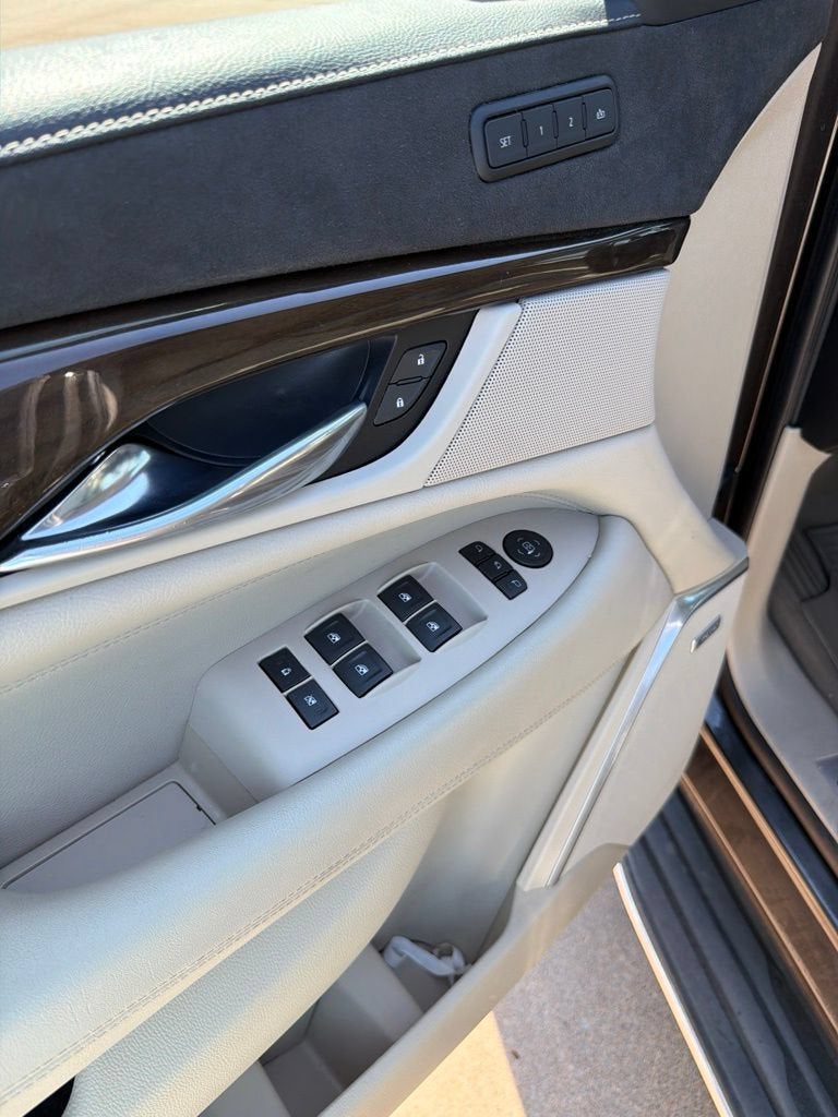 2020 Cadillac Escalade Luxury