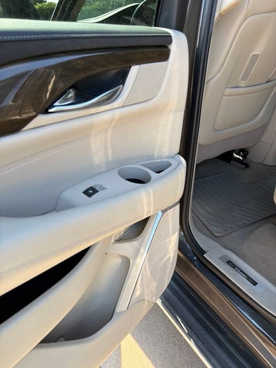 2020 Cadillac Escalade Luxury