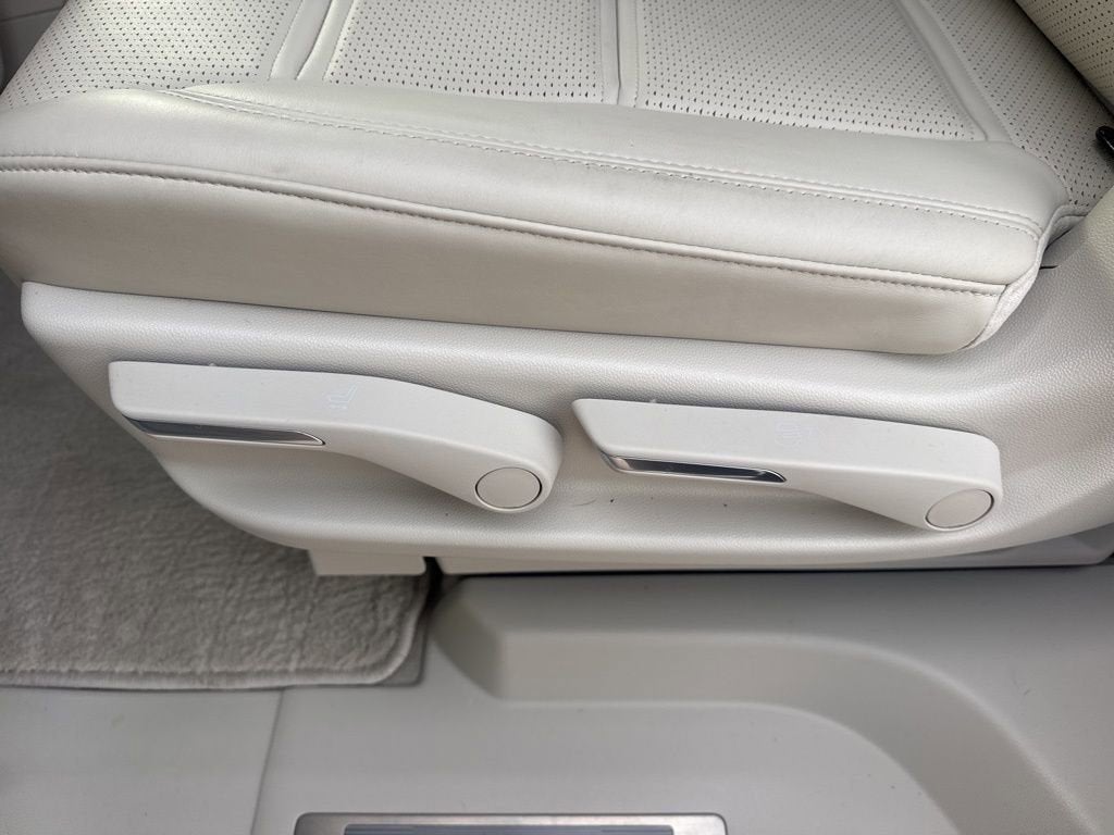 2023 Cadillac Escalade Premium Luxury Platinum