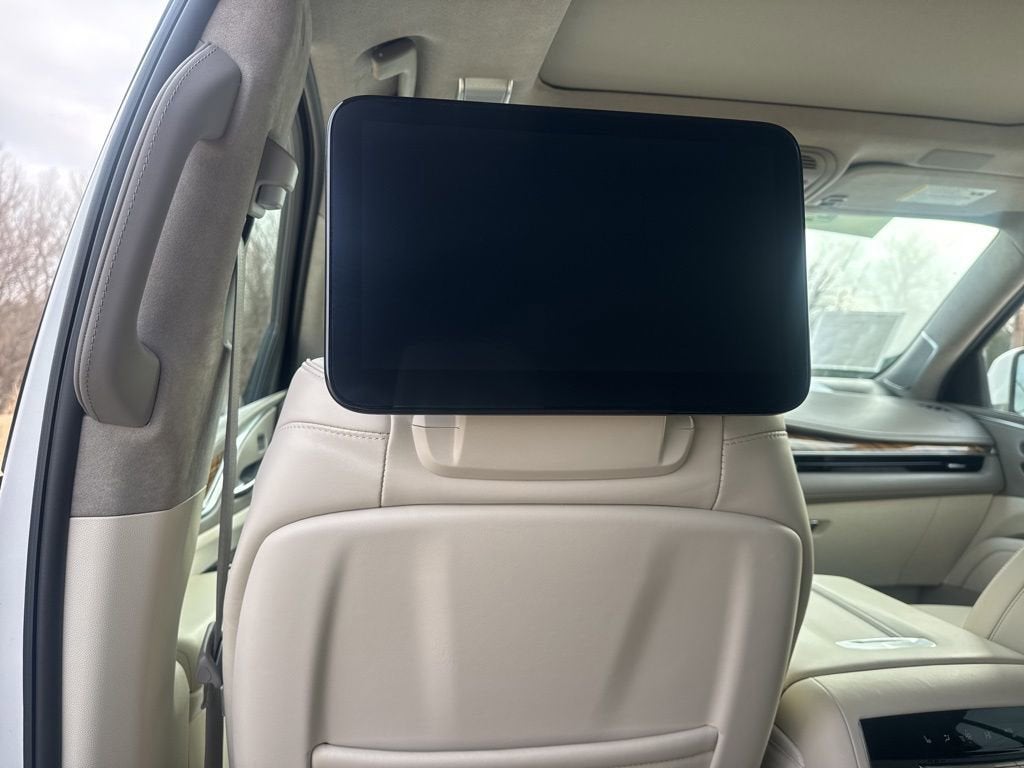 2023 Cadillac Escalade Premium Luxury Platinum