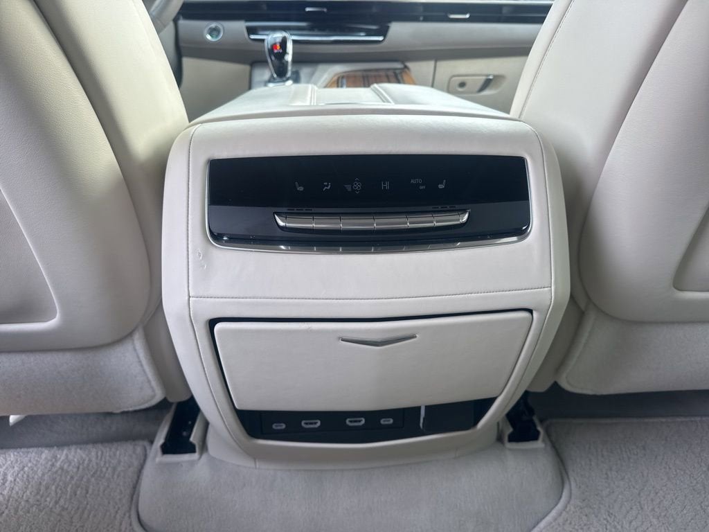 2023 Cadillac Escalade Premium Luxury Platinum