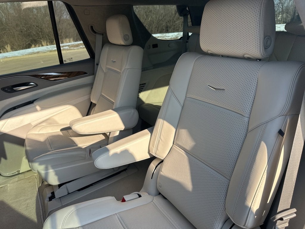 2023 Cadillac Escalade Premium Luxury Platinum