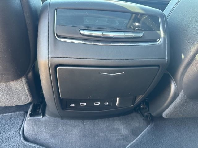 2022 Cadillac Escalade Premium Luxury Platinum