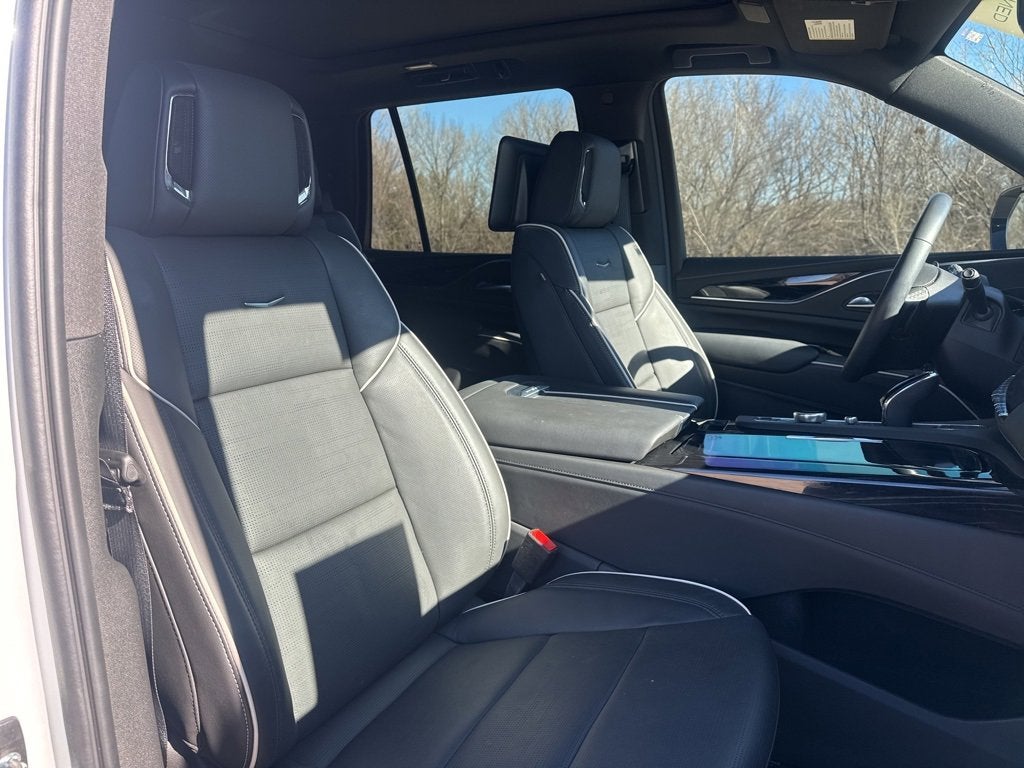 2024 Cadillac Escalade Sport