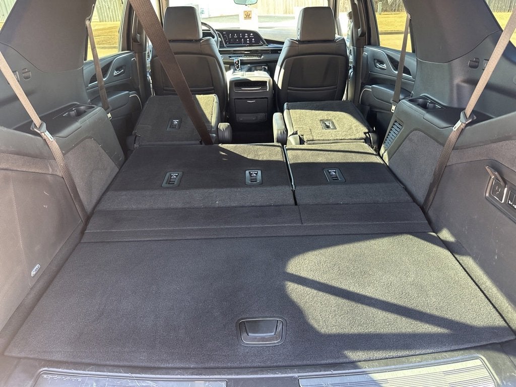 2022 Cadillac Escalade Sport