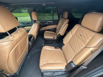 2022 Cadillac Escalade Sport