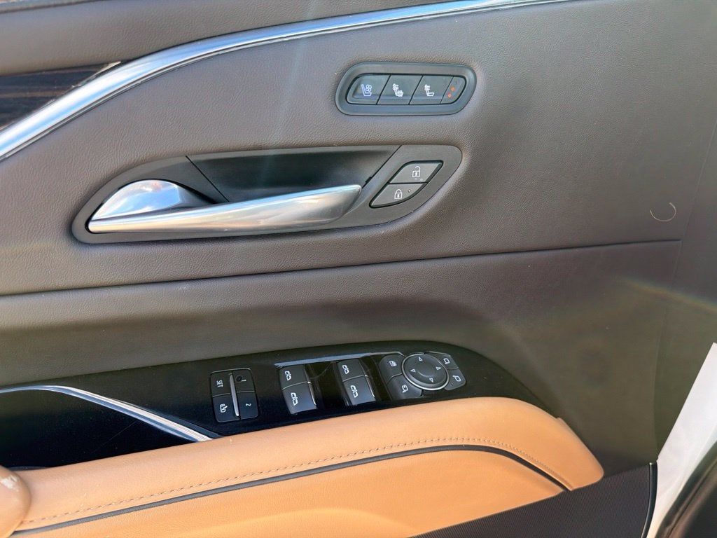 2022 Cadillac Escalade Sport