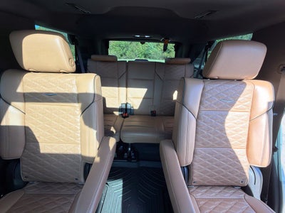 2022 Cadillac Escalade Sport