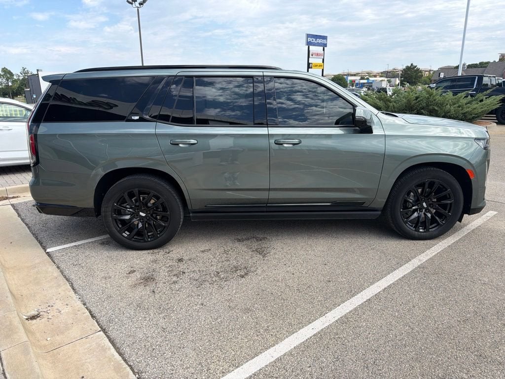 2024 Cadillac Escalade Sport