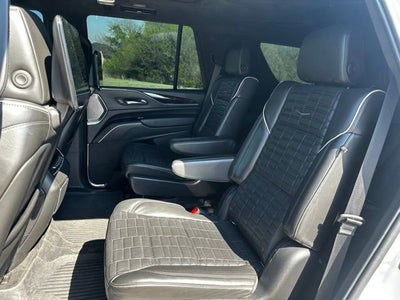 2022 Cadillac Escalade Sport Platinum