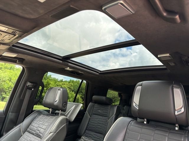 2023 Cadillac Escalade Sport Platinum