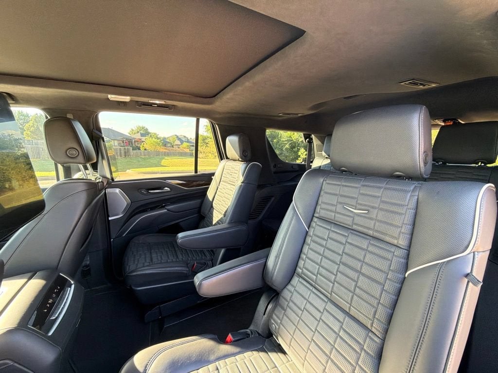 2022 Cadillac Escalade Sport Platinum