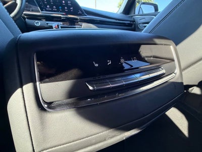 2023 Cadillac Escalade 4WD Sport Platinum