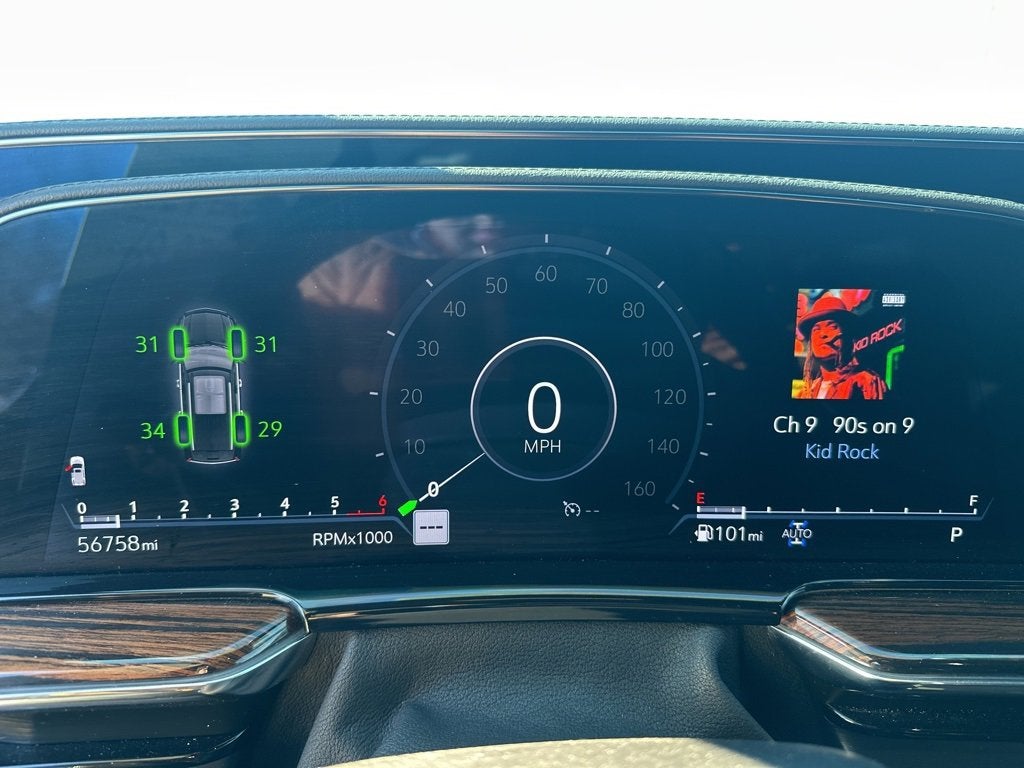 2024 Cadillac Escalade ESV Luxury