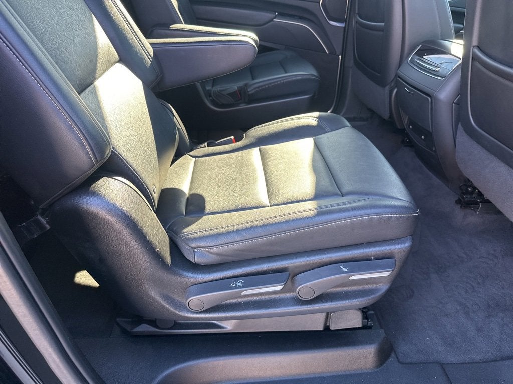 2024 Cadillac Escalade ESV Luxury