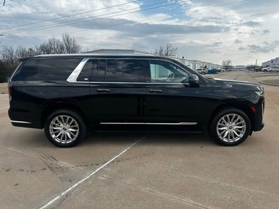 2023 Cadillac Escalade ESV Premium Luxury
