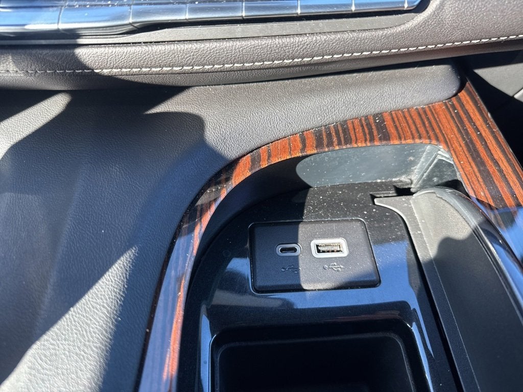 2023 Cadillac Escalade ESV Premium Luxury