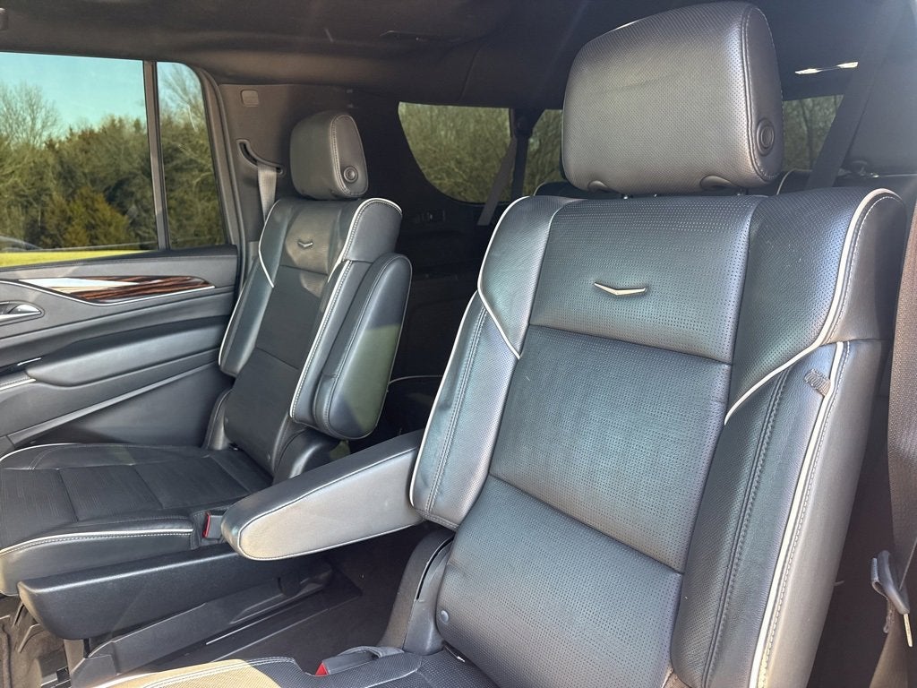 2023 Cadillac Escalade ESV Premium Luxury