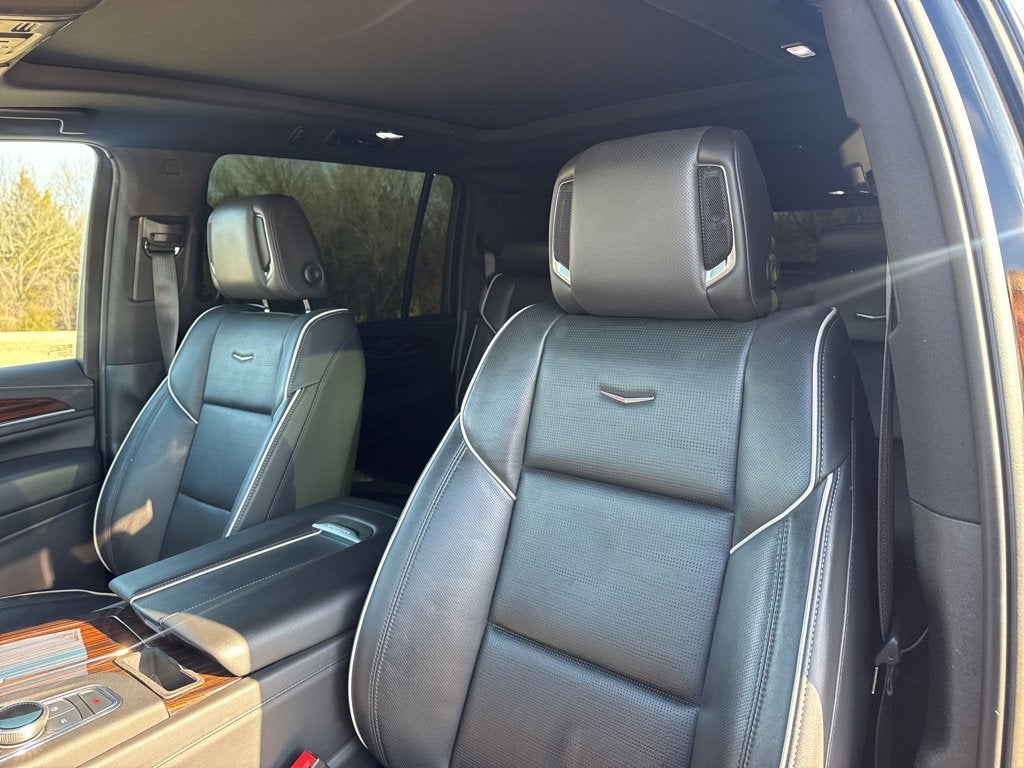 2023 Cadillac Escalade ESV Premium Luxury