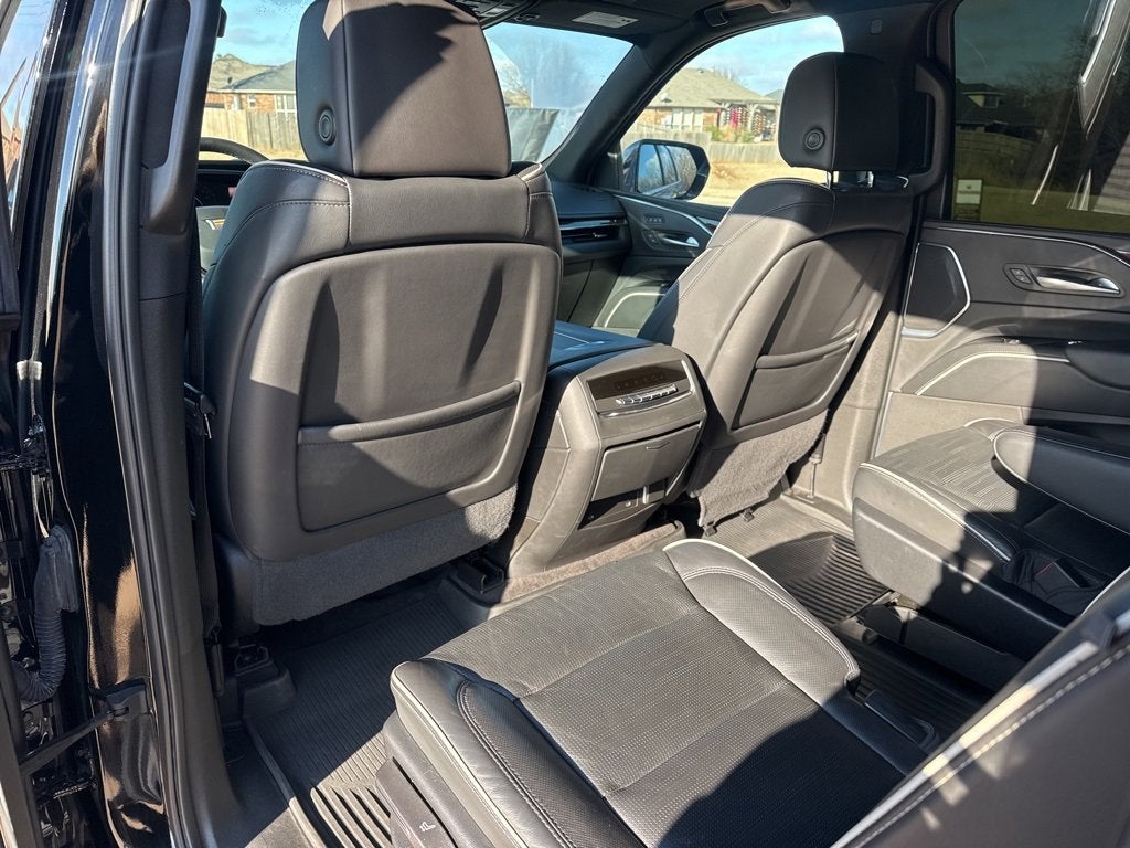 2023 Cadillac Escalade ESV Premium Luxury