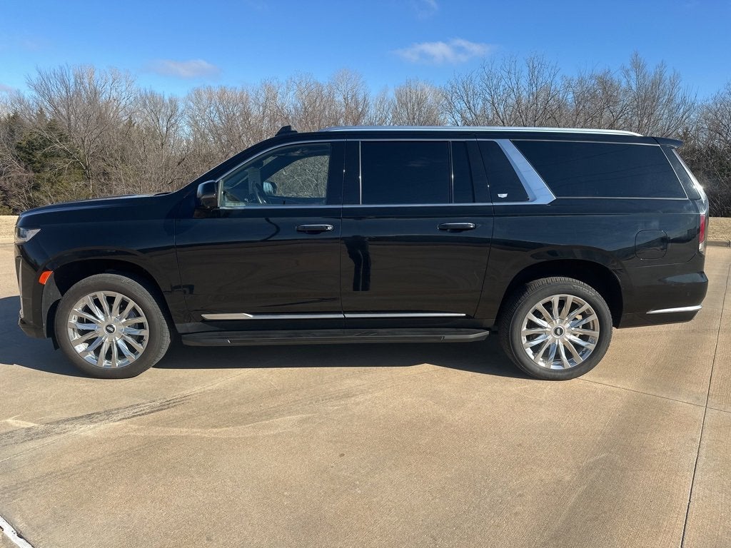 2023 Cadillac Escalade ESV Premium Luxury