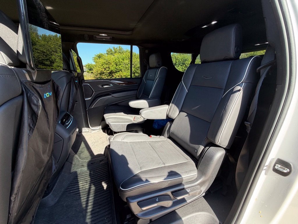 2023 Cadillac Escalade ESV 4WD Premium Luxury