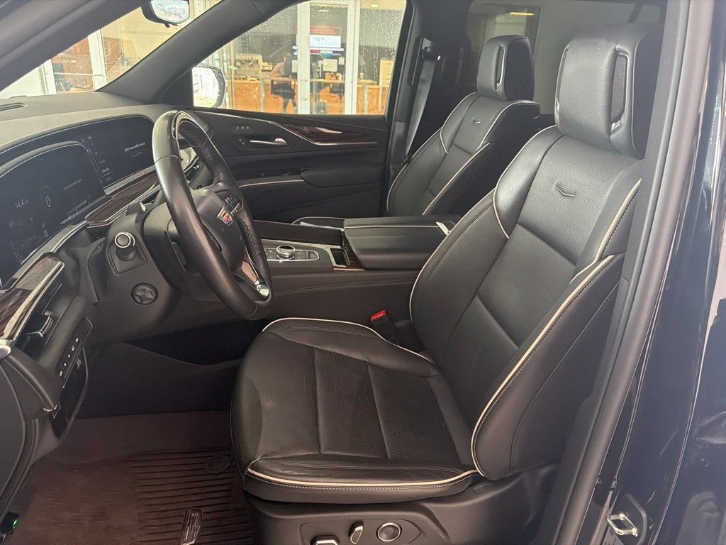 2024 Cadillac Escalade ESV Premium Luxury