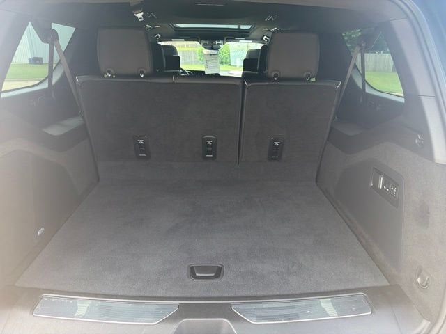 2024 Cadillac Escalade ESV Premium Luxury