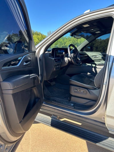 2024 Cadillac Escalade ESV Sport
