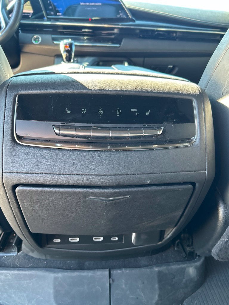 2024 Cadillac Escalade ESV Sport
