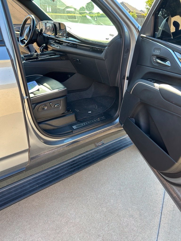 2024 Cadillac Escalade ESV Sport
