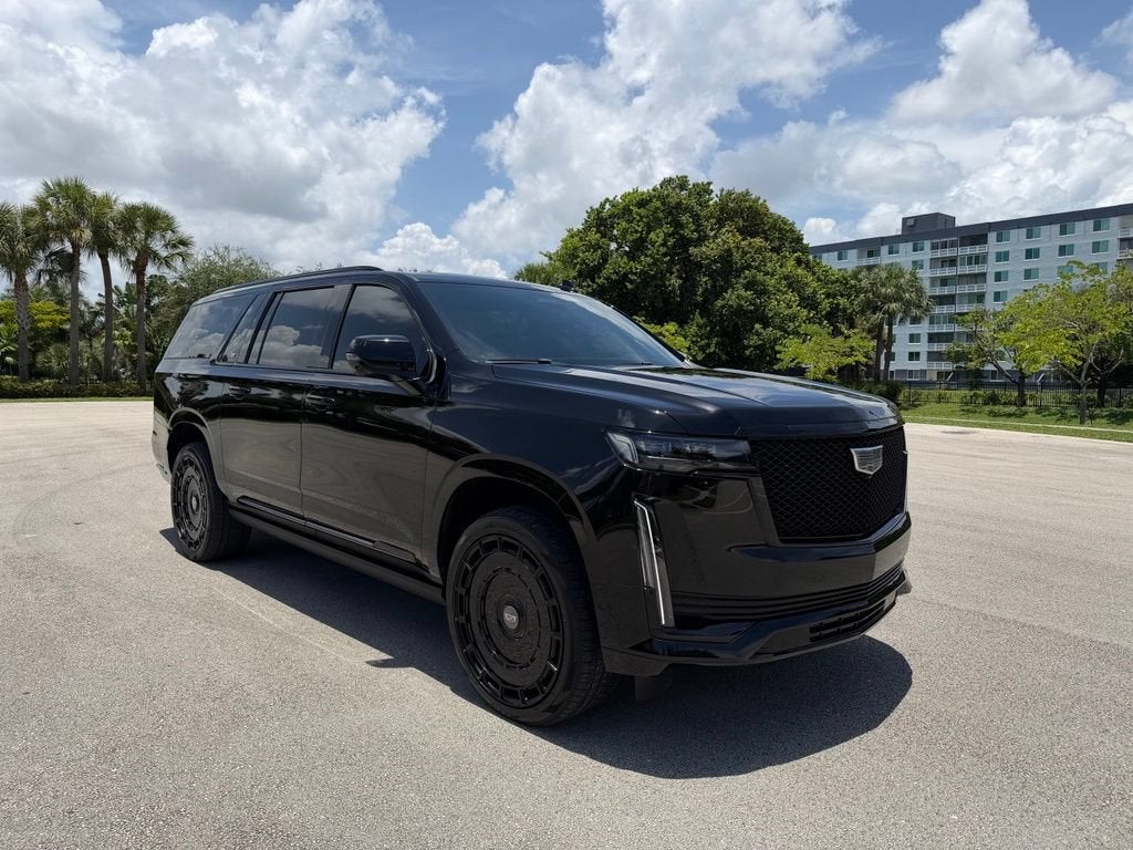 2024 Cadillac Escalade ESV Sport