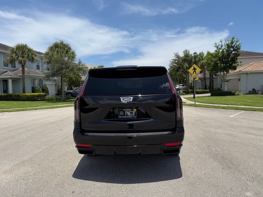 2024 Cadillac Escalade ESV Sport