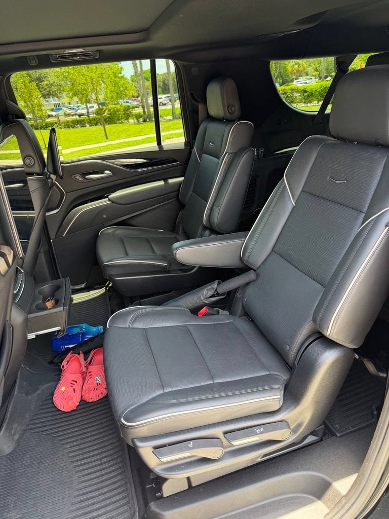 2024 Cadillac Escalade ESV Sport