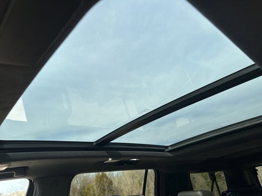 2024 Cadillac Escalade ESV Sport Platinum