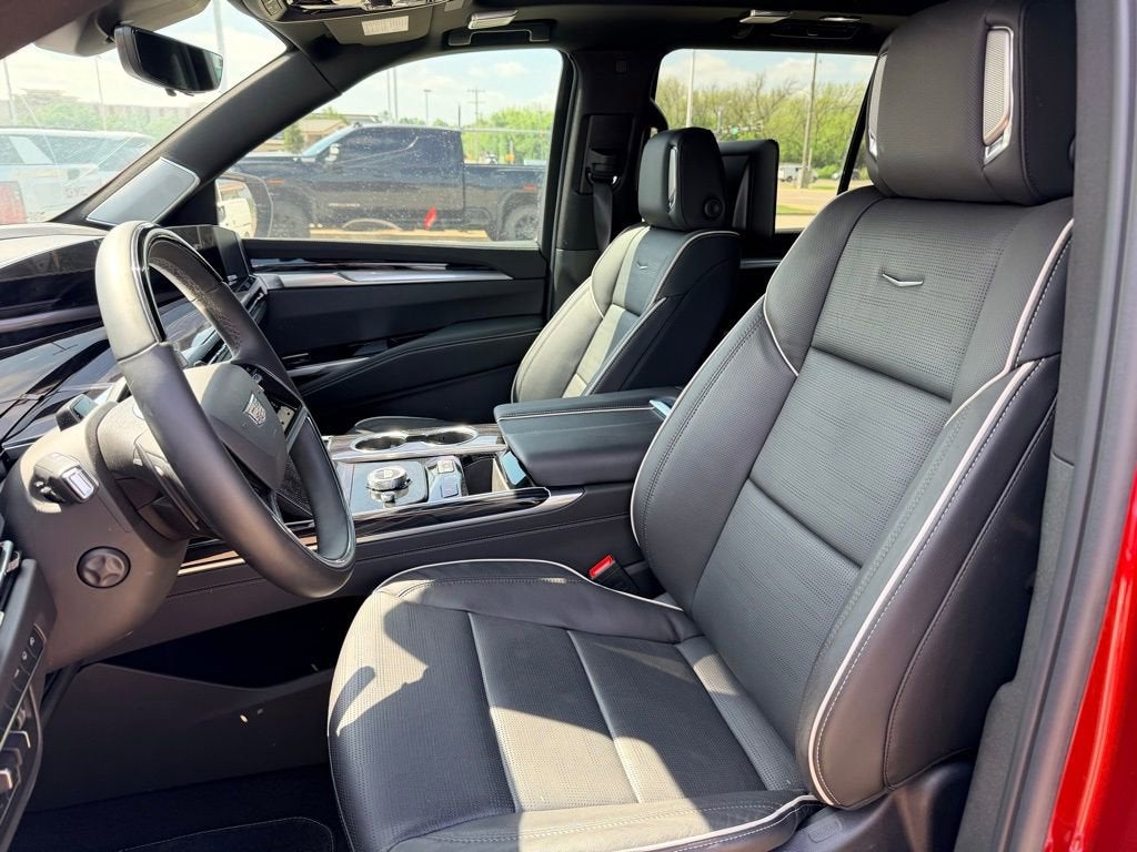 2025 Cadillac Escalade Sport