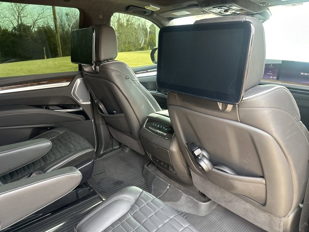 2025 Cadillac Escalade Sport Platinum