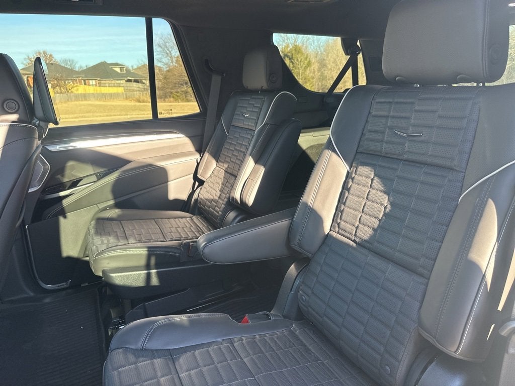 2025 Cadillac Escalade Sport Platinum