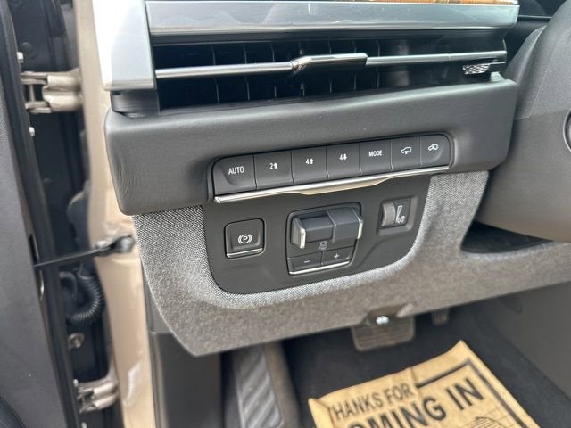 2025 Cadillac Escalade Sport Platinum