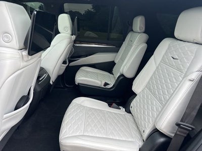 2025 Cadillac Escalade Sport Platinum